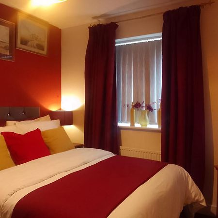 Cosy Stay In Walsall By Ideal Home Bloxwich Dış mekan fotoğraf