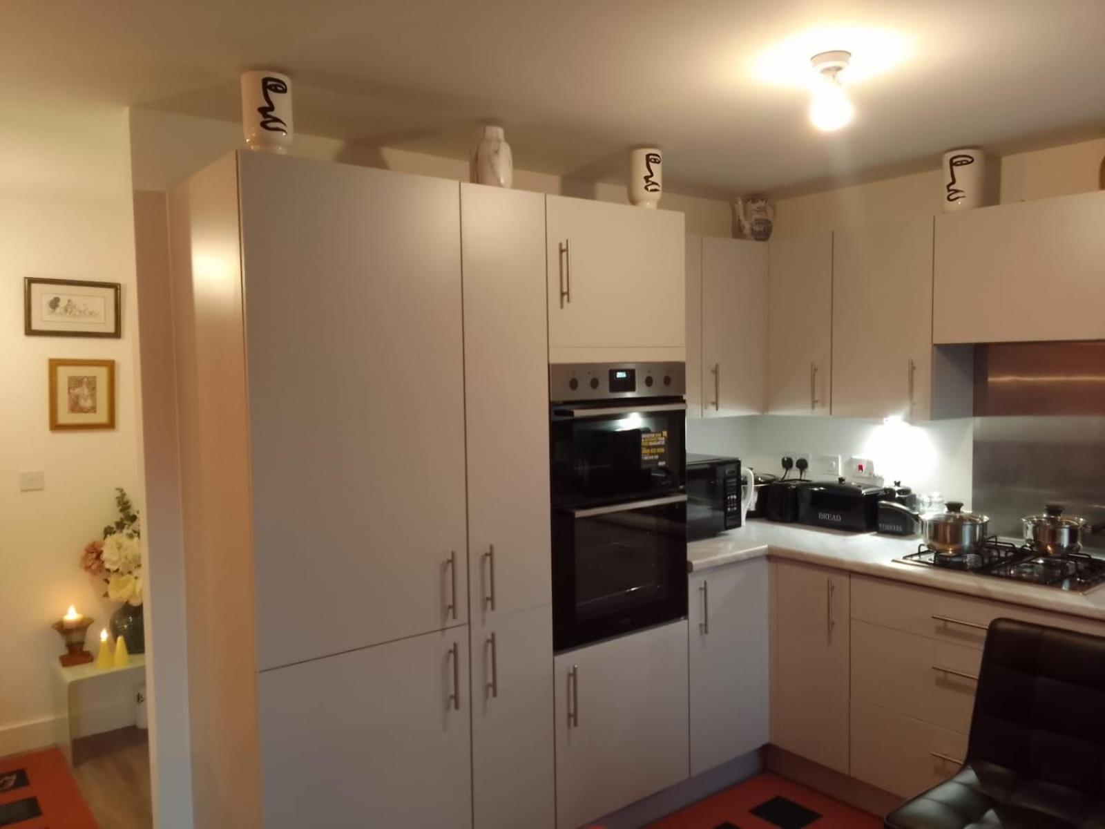Cosy Stay In Walsall By Ideal Home Bloxwich Dış mekan fotoğraf