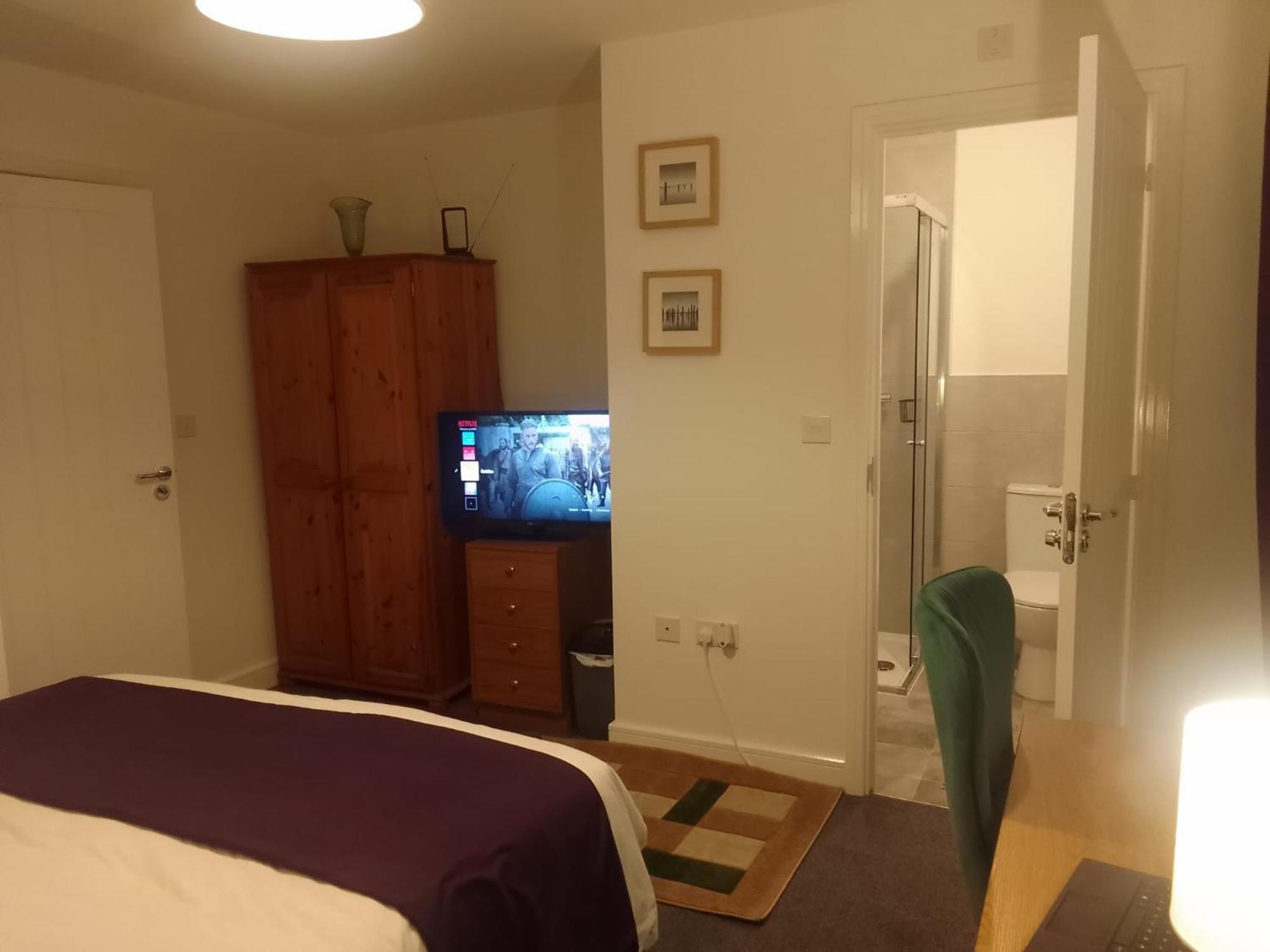 Cosy Stay In Walsall By Ideal Home Bloxwich Dış mekan fotoğraf