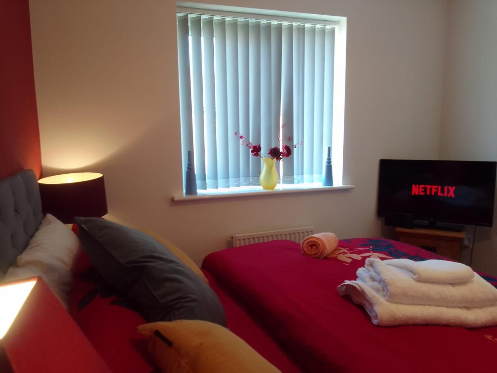 Cosy Stay In Walsall By Ideal Home Bloxwich Dış mekan fotoğraf